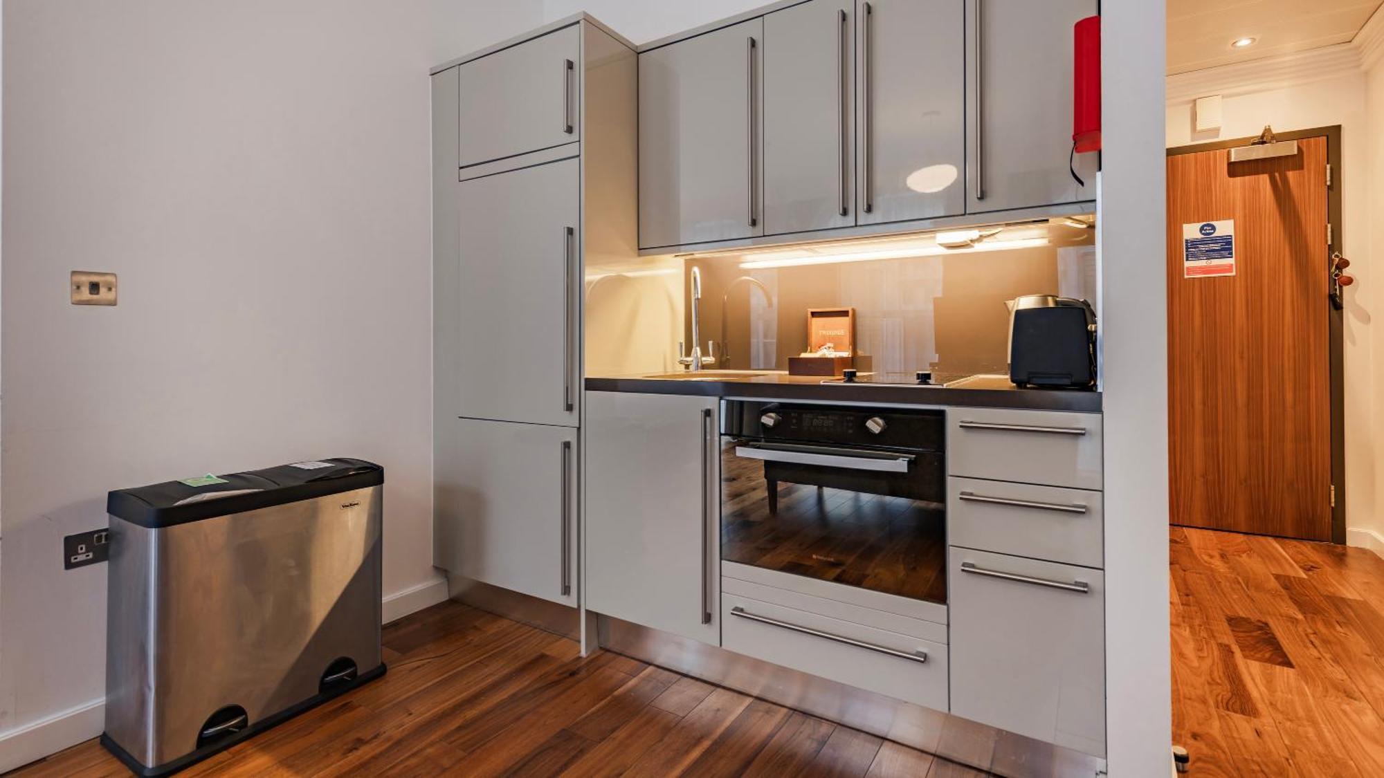 Monument Serviced Apartments By Lovelystay 伦敦 外观 照片